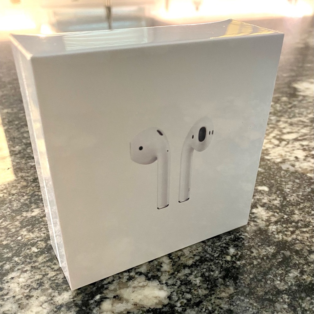 Brand New Apple AirPods 2nd Generation NIB